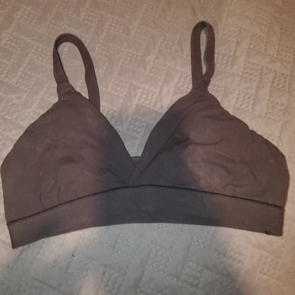 Skims fits everybody triangle bralette